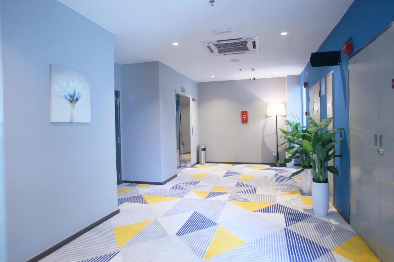 Fives Hotel Dnp Johor Bahru Ngoại thất bức ảnh