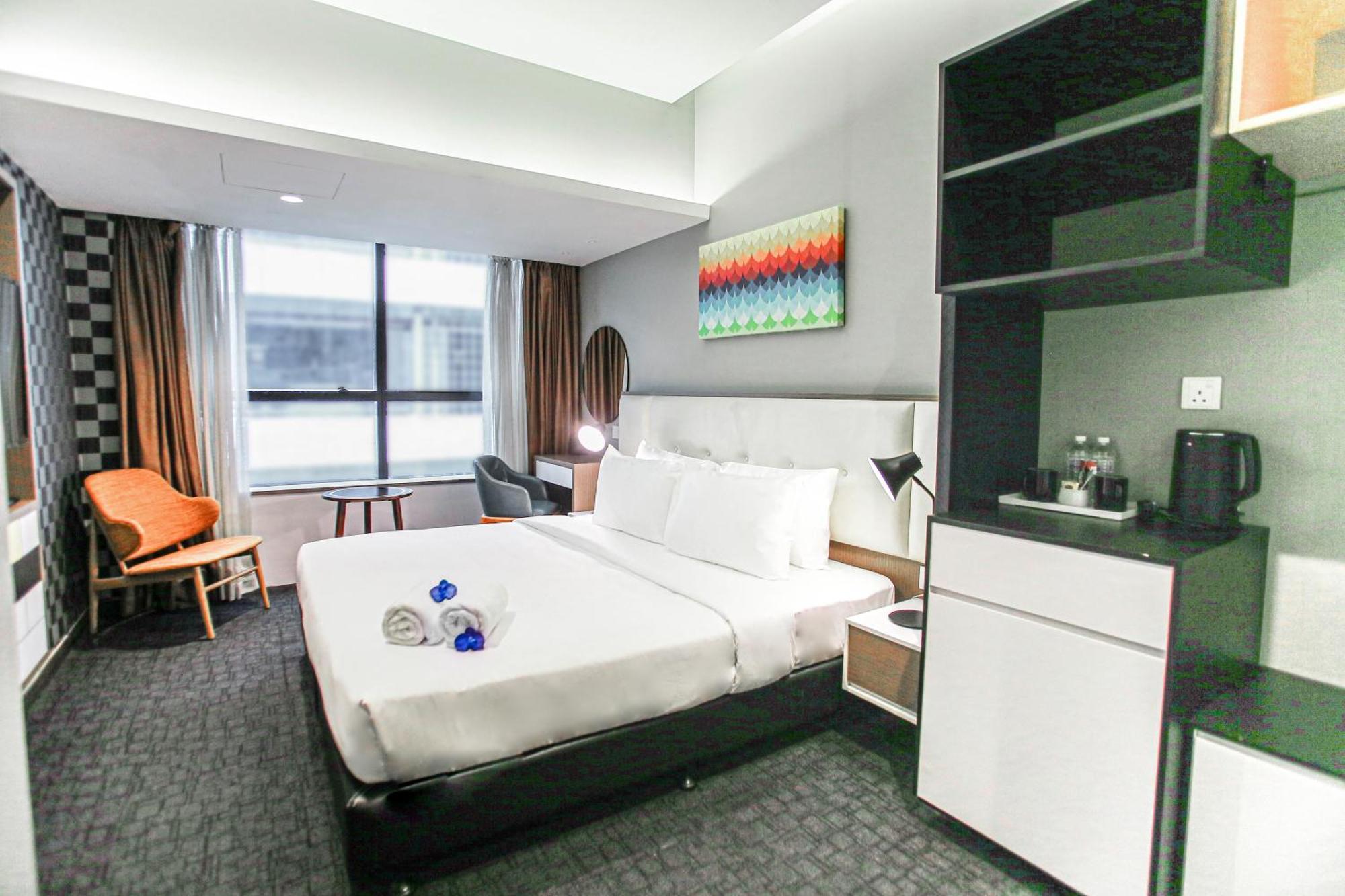 Fives Hotel Dnp Johor Bahru Ngoại thất bức ảnh